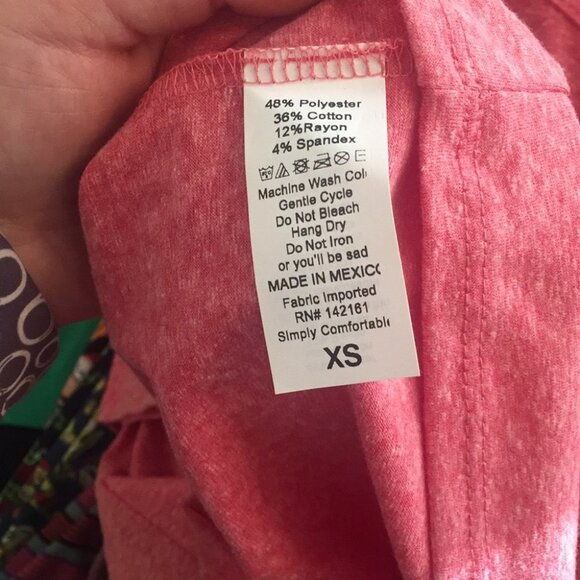 XS LuLaRoe LuLaRoe Gigi Top B01 1797 - Picture 4 of 4